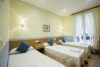 Triple room with single beds in the old quarter of San Sebastian